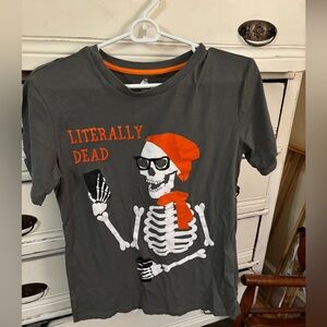 "Literally dead" T-shirt.